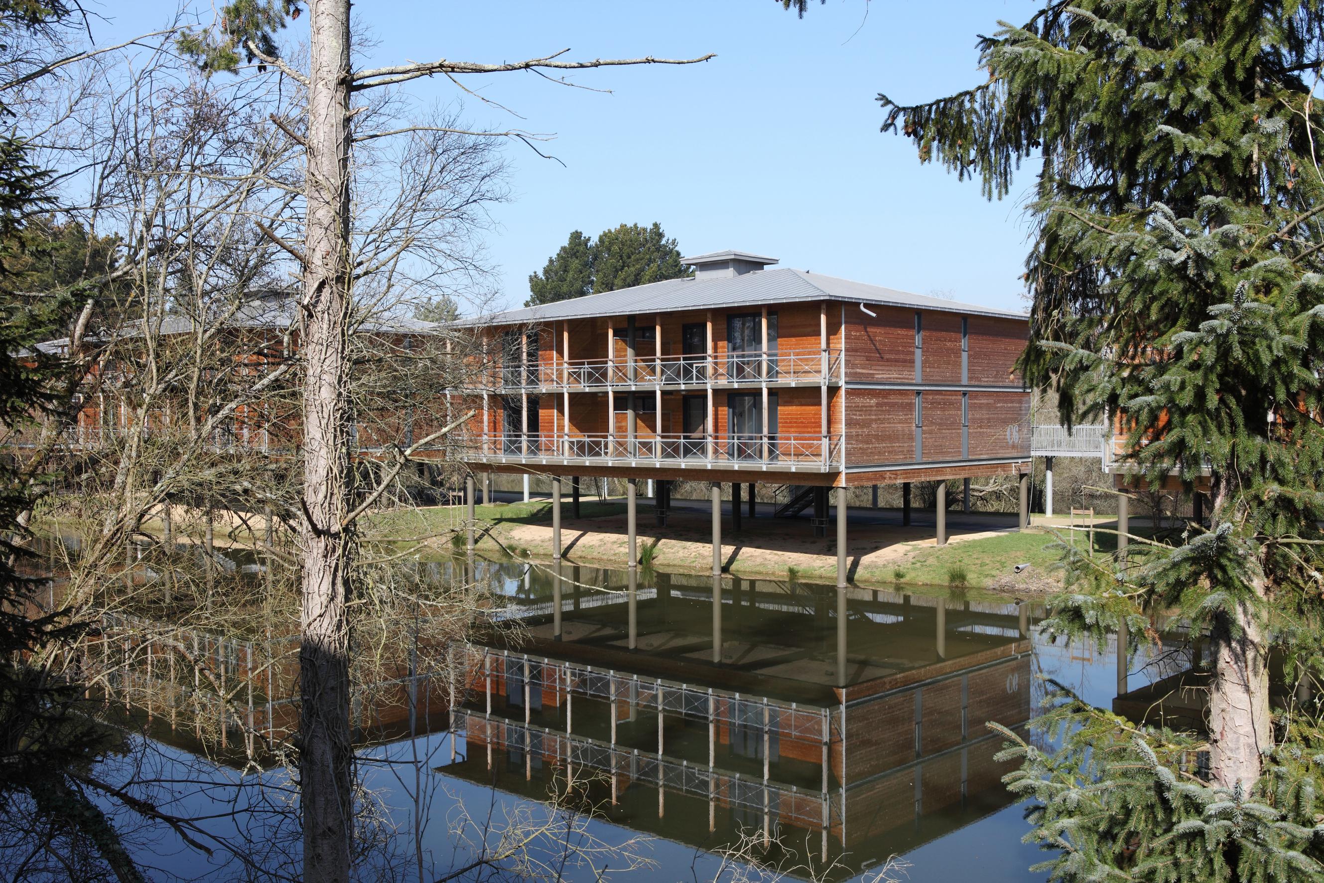 Domaine De Cice-Blossac, Resort Spa & Golf Bruz Exteriör bild