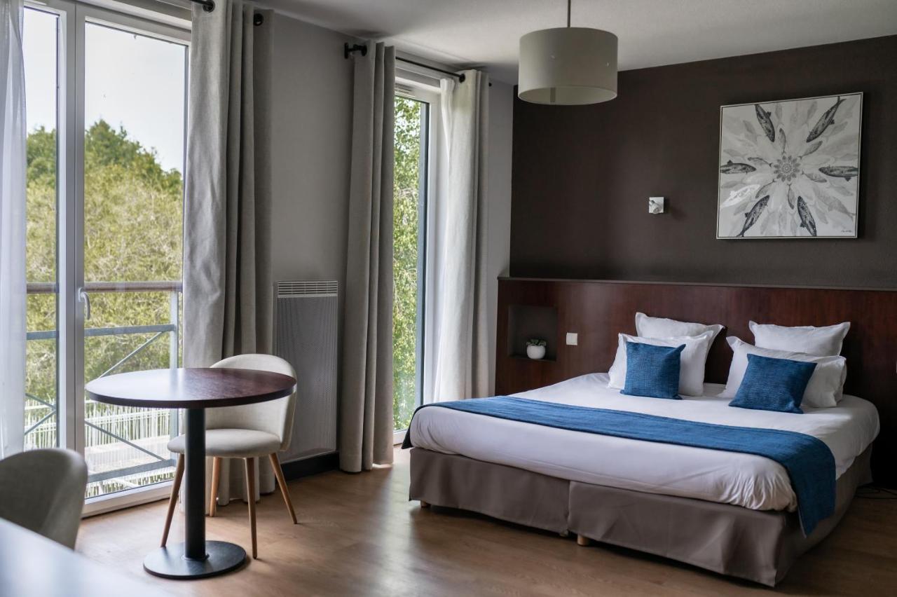 Domaine De Cice-Blossac, Resort Spa & Golf Bruz Exteriör bild