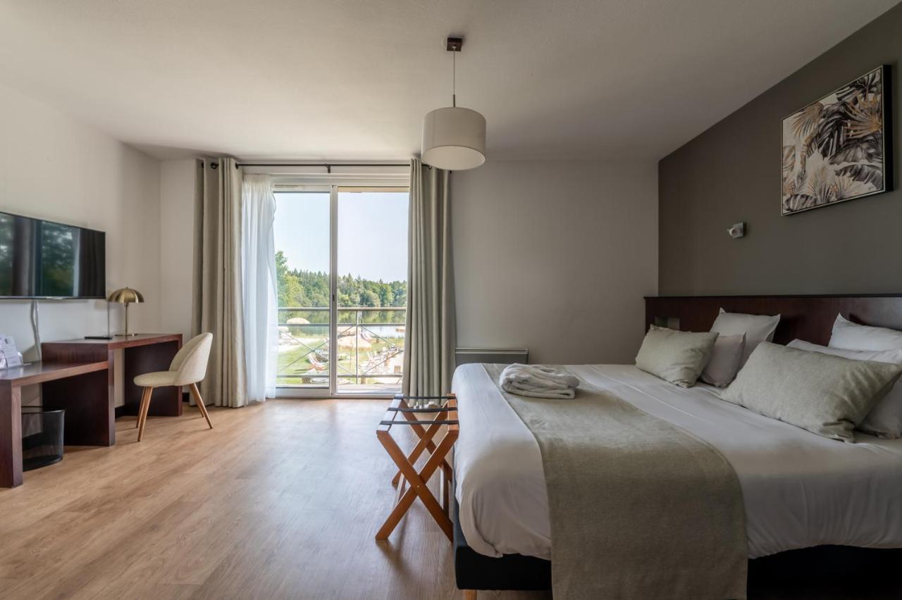 Domaine De Cice-Blossac, Resort Spa & Golf Bruz Exteriör bild