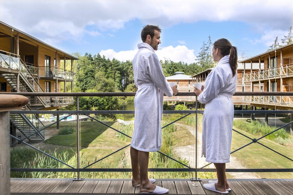 Domaine De Cice-Blossac, Resort Spa & Golf Bruz Exteriör bild
